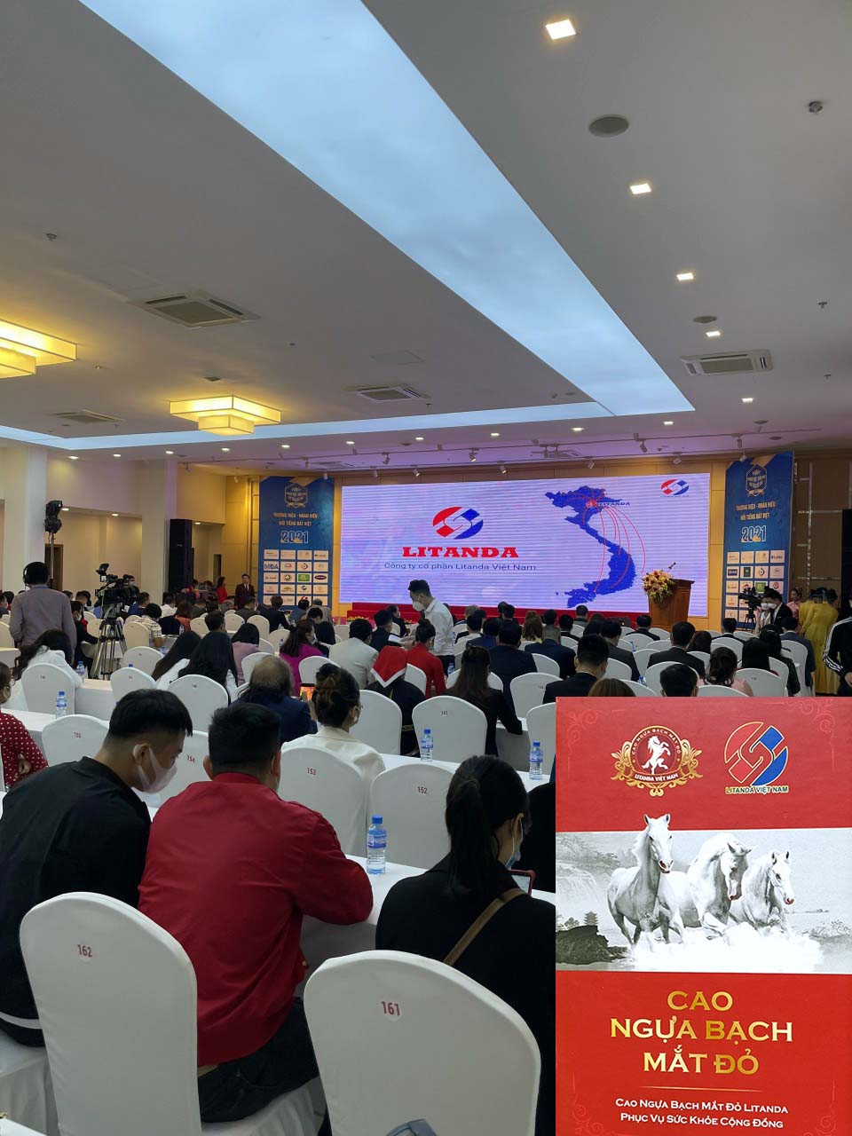 Cao Ngựa Litanda Nhận Giải Thương Hiệu Vàng